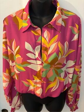 Flying Tomato Fuchsia Floral V-Front Blouse